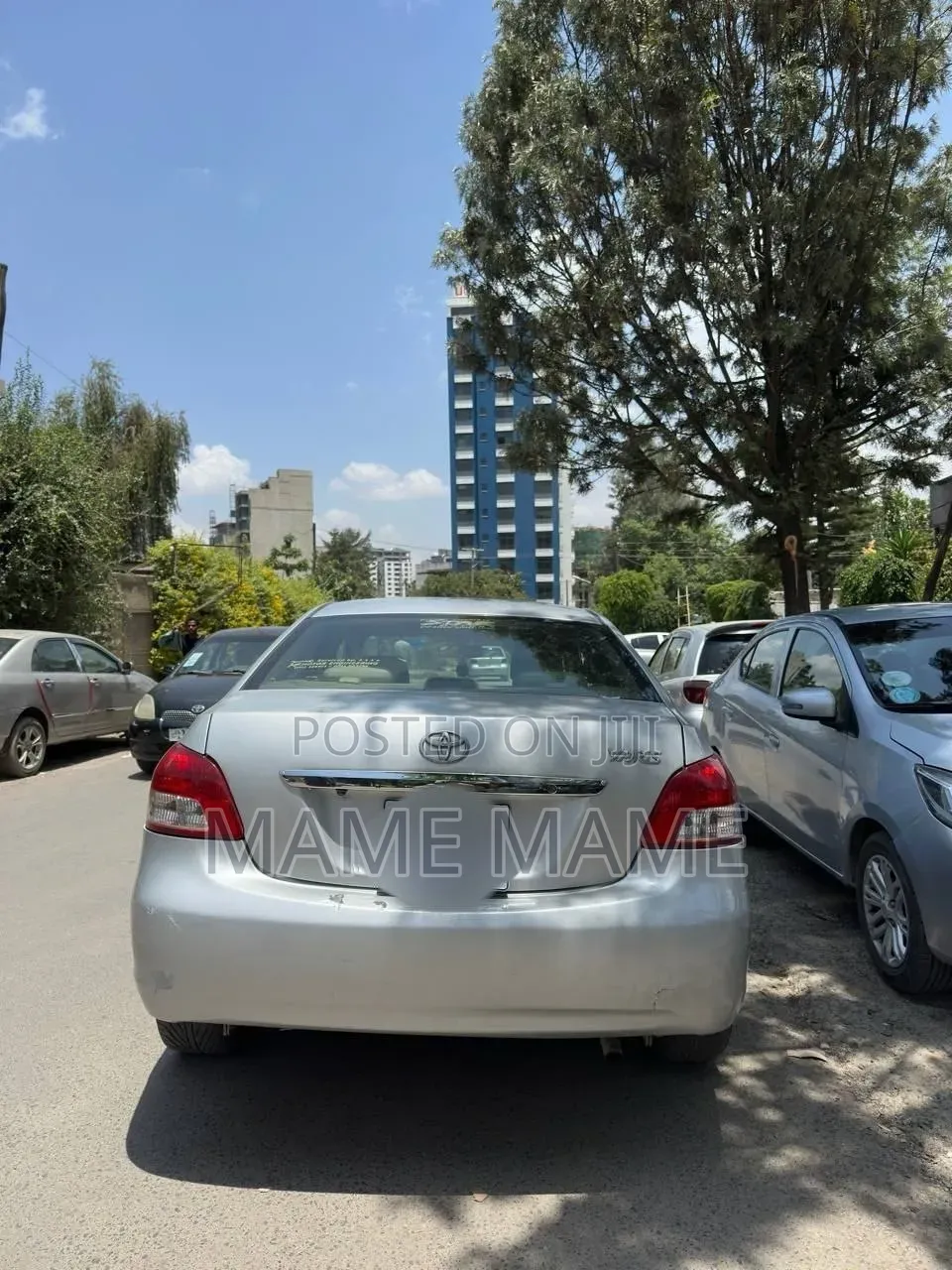 Toyota Belta 2010 Silver