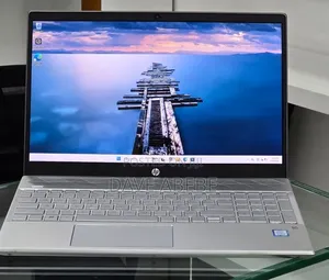 New Laptop HP Pavilion 15 8GB Intel Core i7 SSD 256GB
