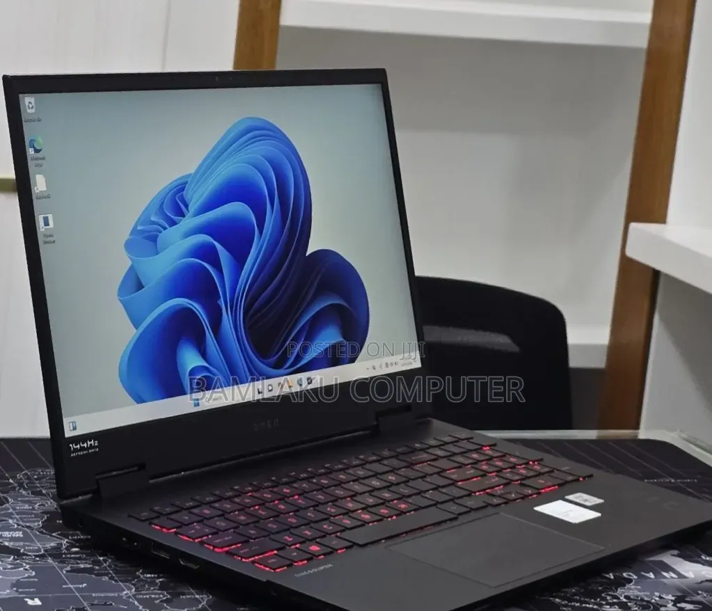 New Laptop HP Omen 15 16GB Intel Core i7 SSD 512GB