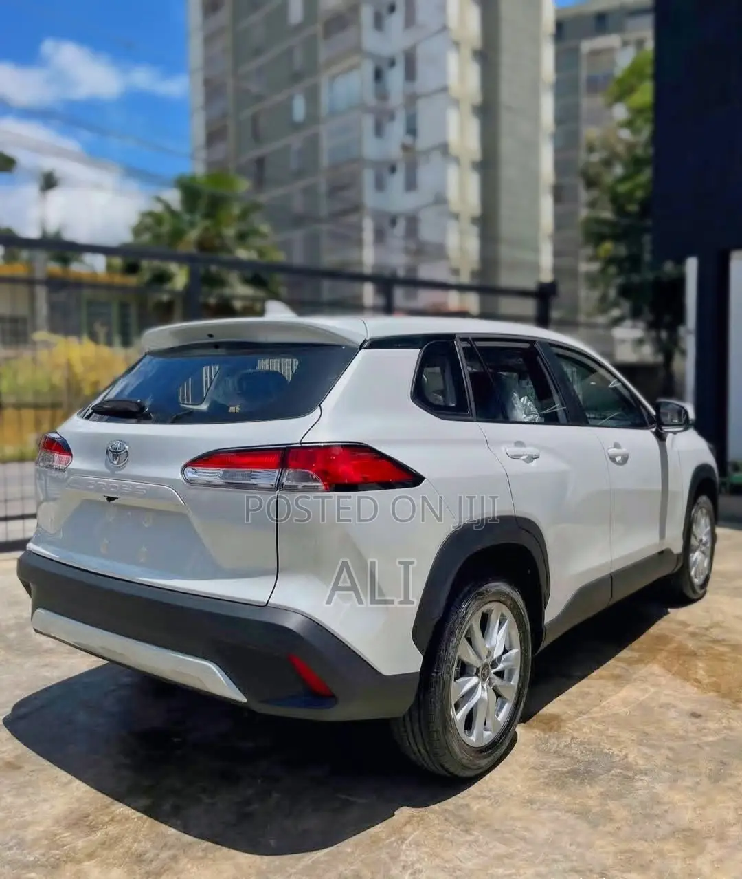 New Toyota Corolla Cross Hybrid 2025 White