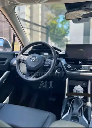 New Toyota Corolla Cross Hybrid 2025 White
