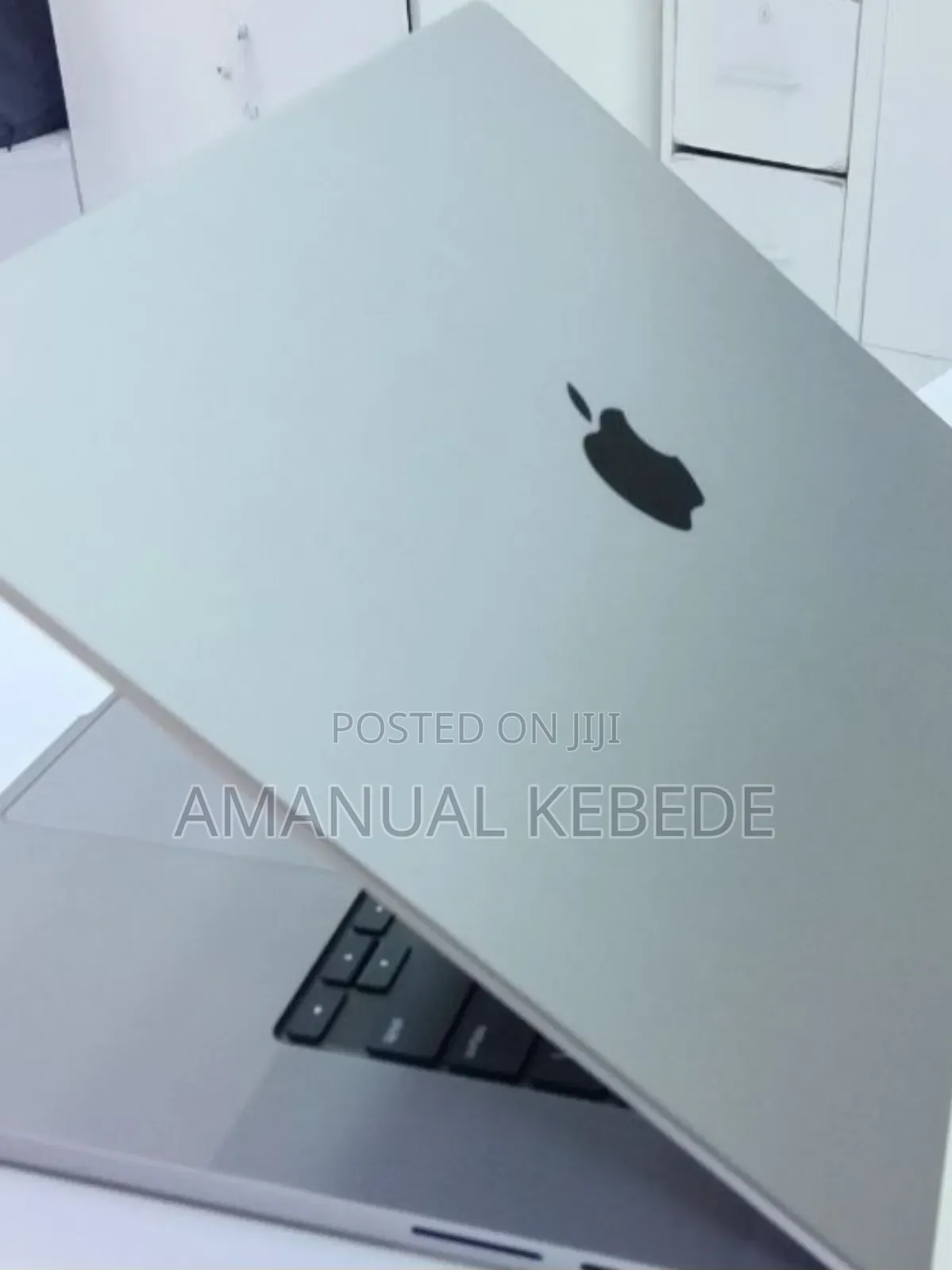 New Laptop Apple MacBook Pro 2021 M1 Max 32GB Apple M1 Max SSD 1T