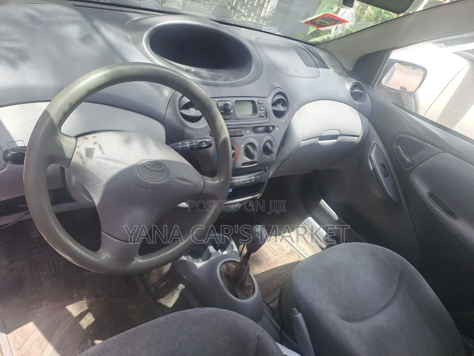 Toyota Yaris 2001 Silver