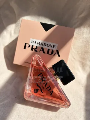 Prada Paradoxe