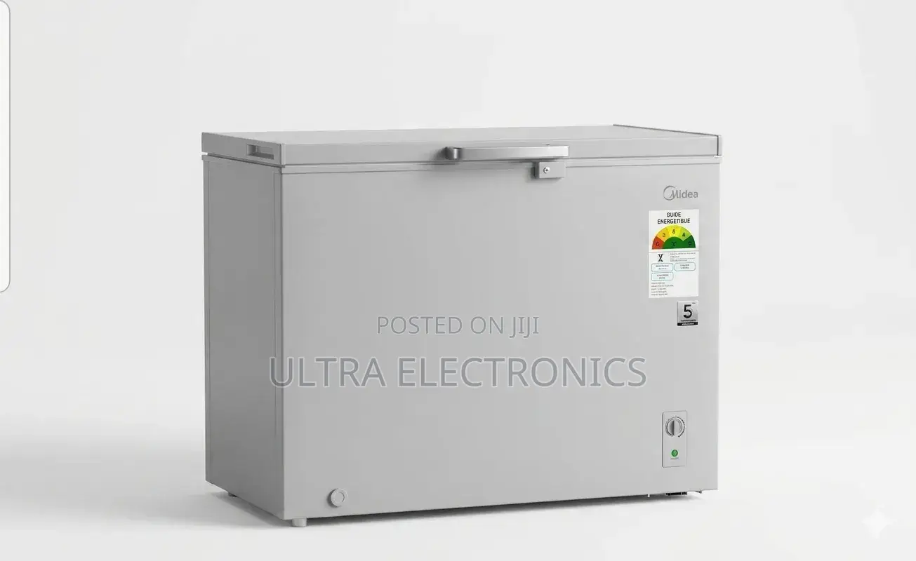 Midea Silver Chest Freezer Features a Minimalist Design With