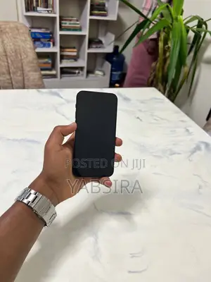 New Apple iPhone 13 128 GB Black