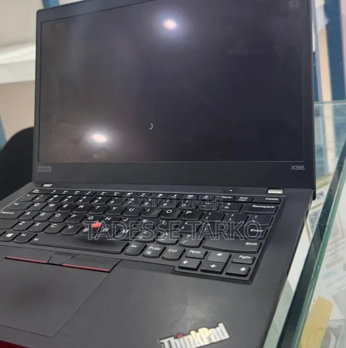 New Laptop Lenovo 16GB AMD Ryzen 5 SSD 512GB