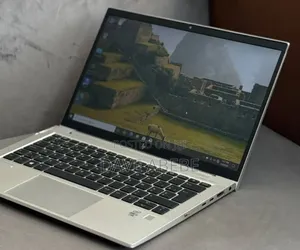 New Laptop HP EliteBook 830 G7 8GB Intel Core i5 SSD 512GB