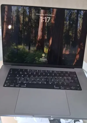New Laptop Apple MacBook Pro 2020 M1 32GB Apple M1 Pro SSD 1T