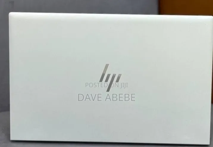New Laptop HP EliteBook 830 G8 8GB Intel Core i5 SSD 512GB
