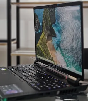 New Laptop MSI Raider GE68HX 13VI-202US 32GB Intel Core i9 SSD 1T