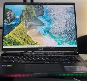 New Laptop MSI Raider GE68HX 13VI-202US 32GB Intel Core i9 SSD 1T