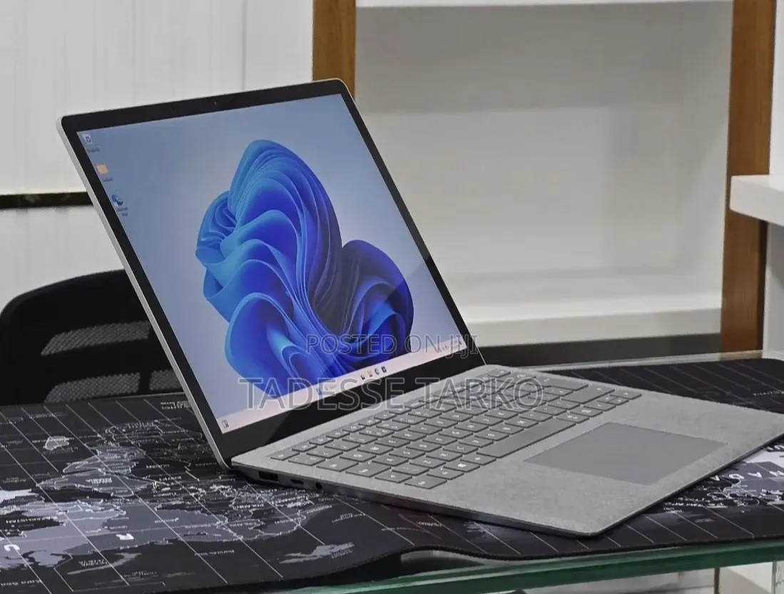 New Laptop Microsoft Surface Laptop 4 16GB Intel Core i5 SSD 512GB