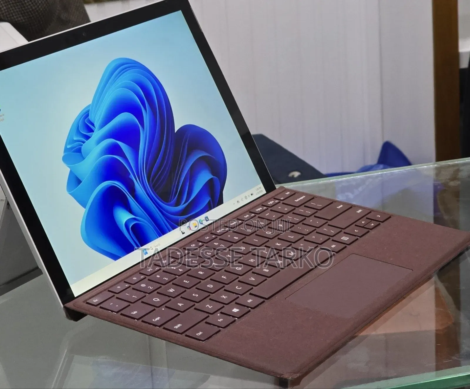 New Laptop Microsoft Surface Pro 6 8GB Intel Core i5 SSD 128GB