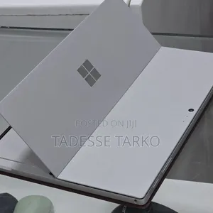 New Laptop Microsoft Surface Pro 6 8GB Intel Core i5 SSD 128GB