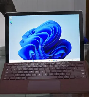 New Laptop Microsoft Surface Pro 6 8GB Intel Core i5 SSD 128GB
