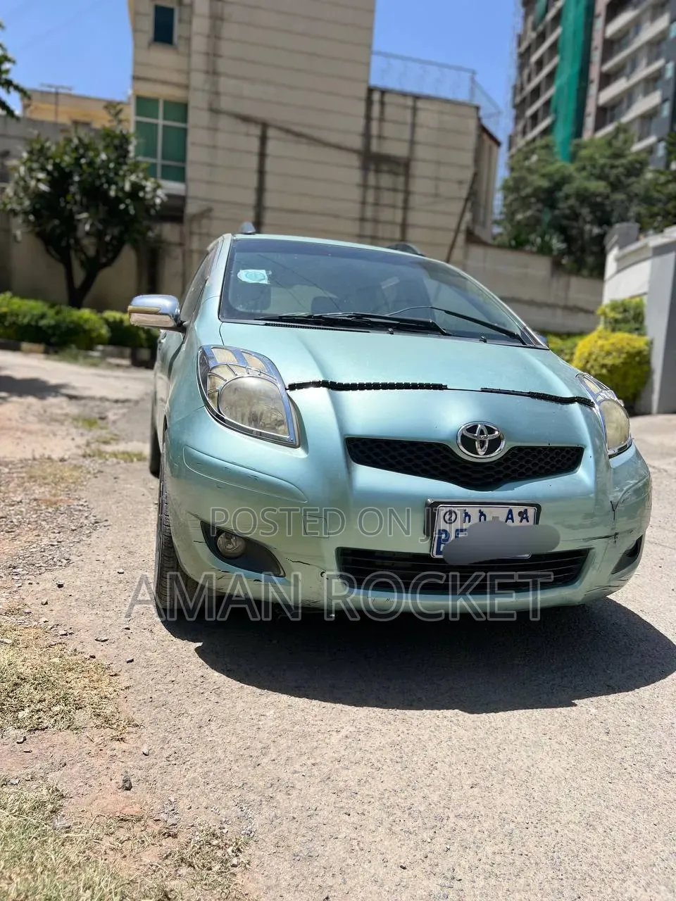 Toyota Yaris 2010 Beige
