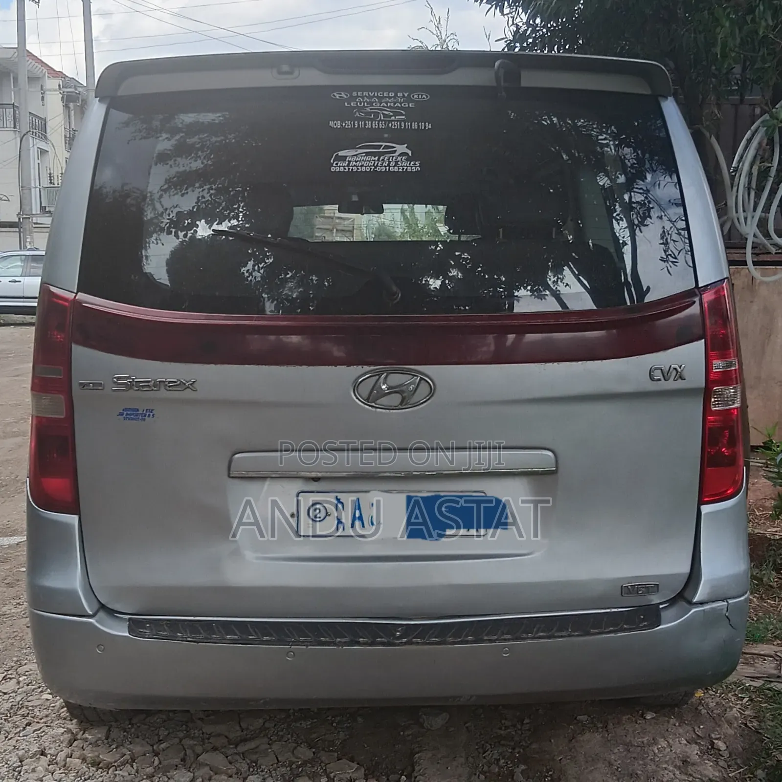 Hyundai H1 2013 Silver