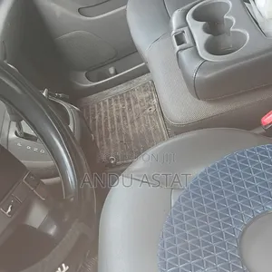 Hyundai H1 2013 Silver