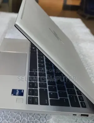 New Laptop HP EliteBook 840 16GB Intel Core i5 SSD 512GB