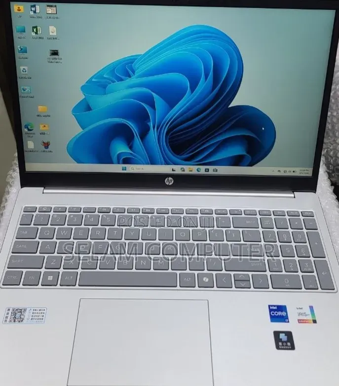 New Laptop HP Stream Notebook 16GB Intel Core i7 SSD 512GB