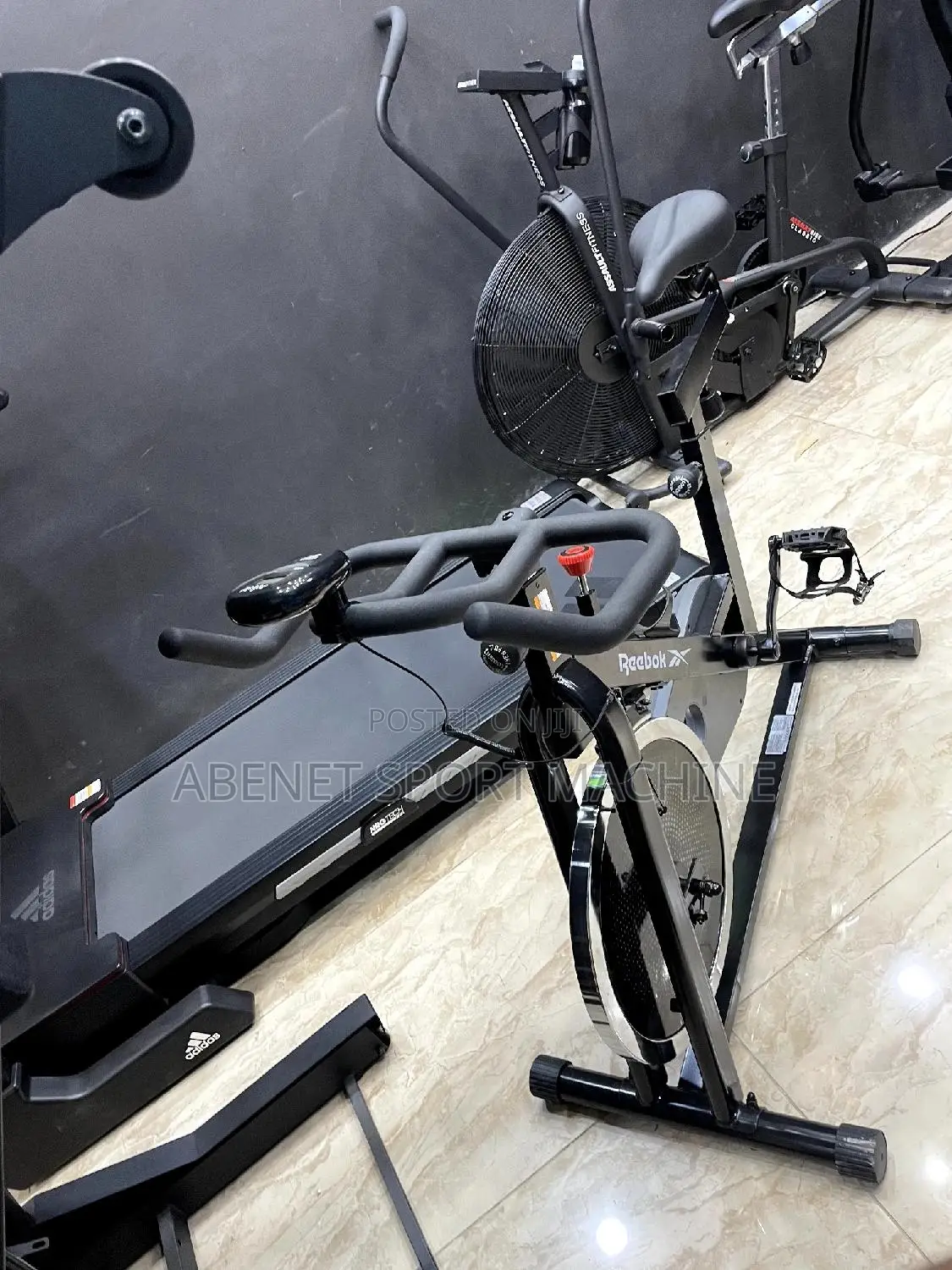 አዲስ ያስገባነዉ Reebok Sprint Exercise Bike