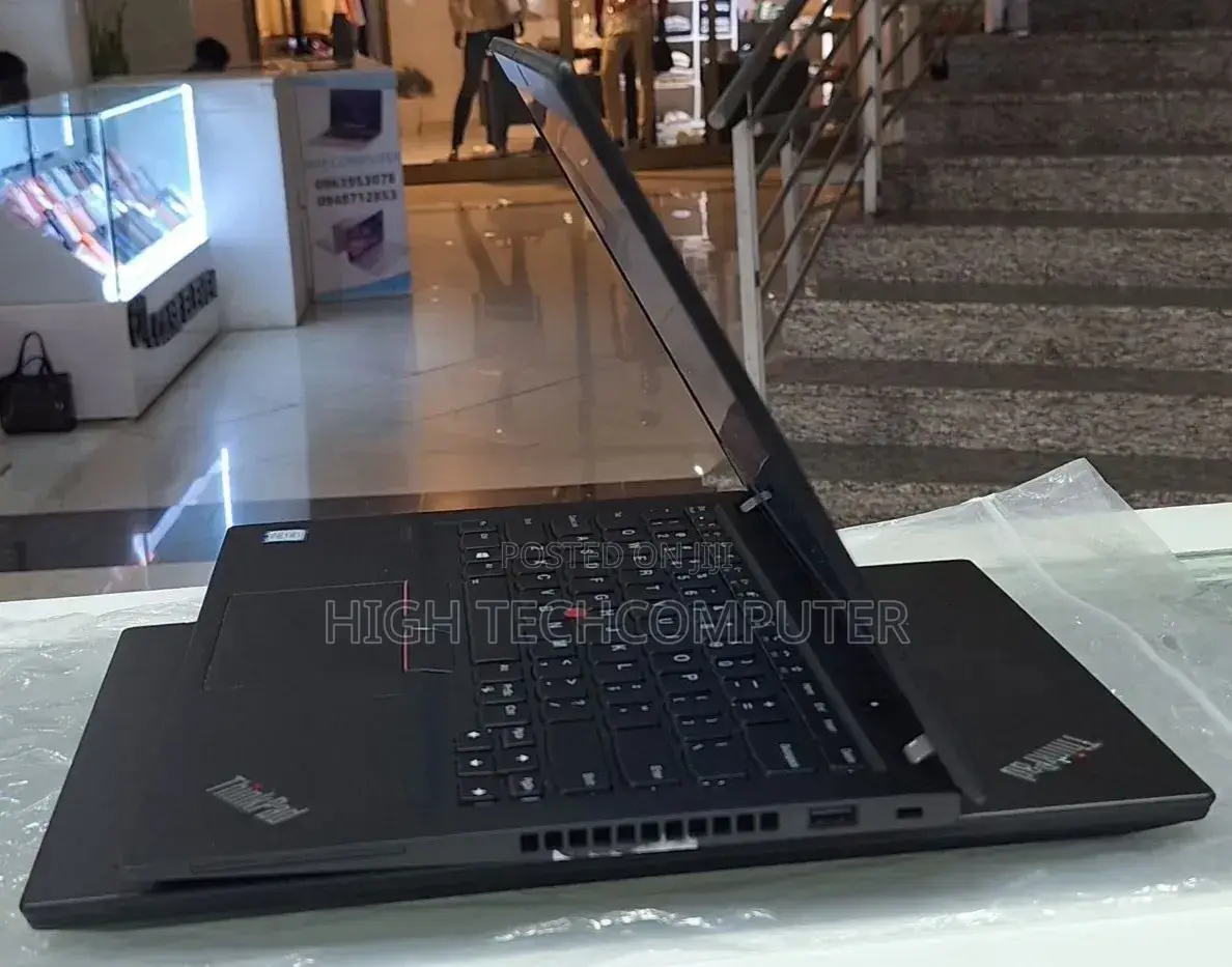 New Laptop Lenovo ThinkPad T14s Gen 2 16GB Intel Core i7 SSD 512GB