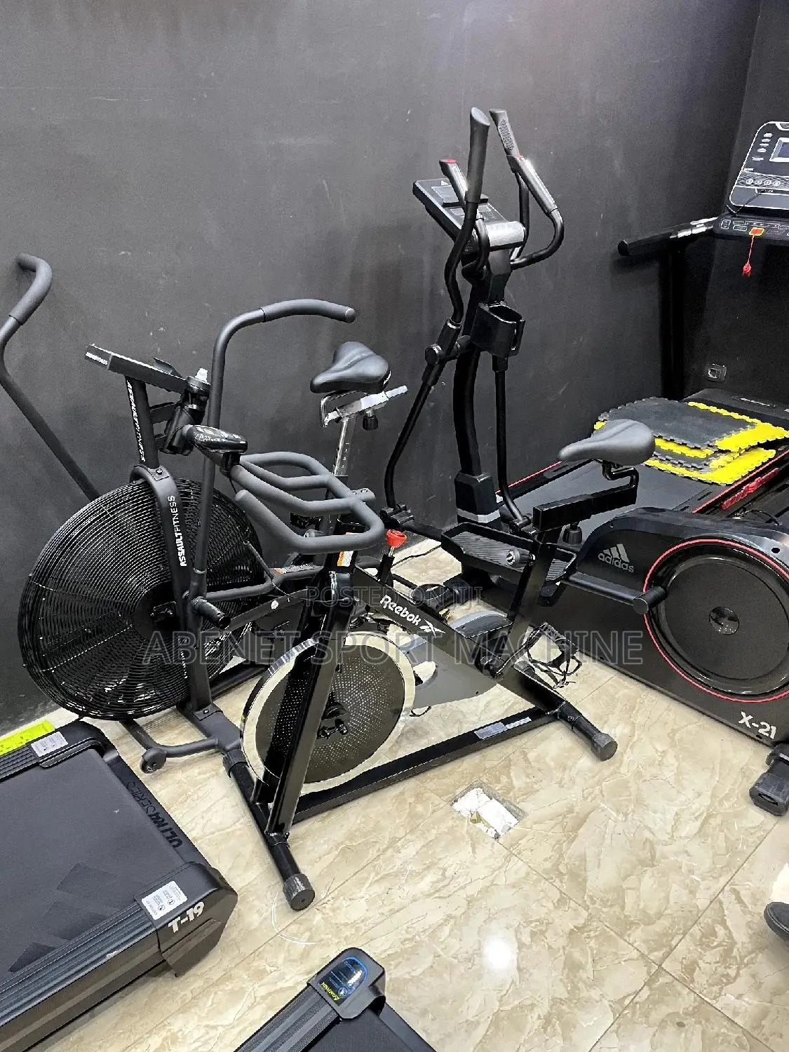 አዲስ የገቡ የreebok ድርጅት ዘመናዊ Sprint Exercise Bikes