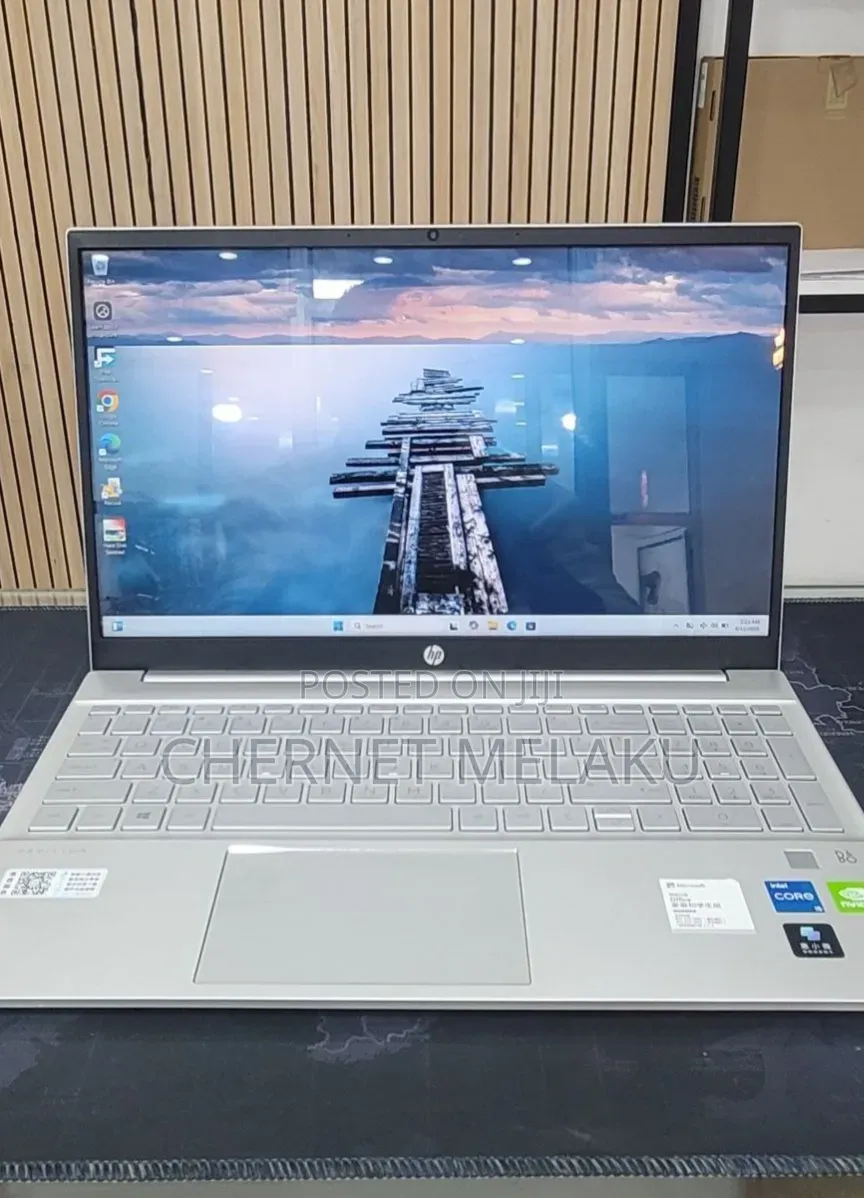 New Laptop HP Pavilion 15 16GB Intel Core i5 SSD 512GB