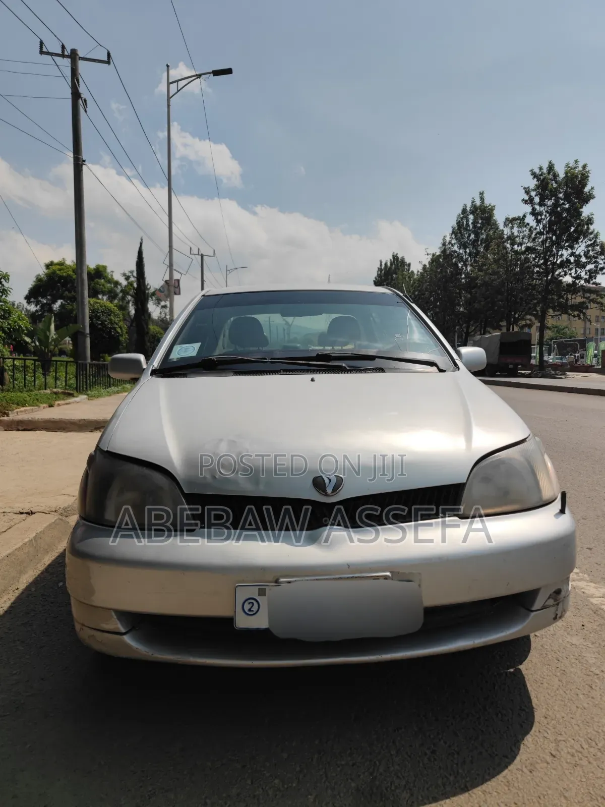 Toyota Platz 2001 Silver
