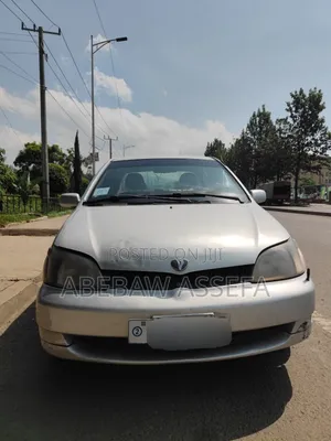 Toyota Platz 2001 Silver