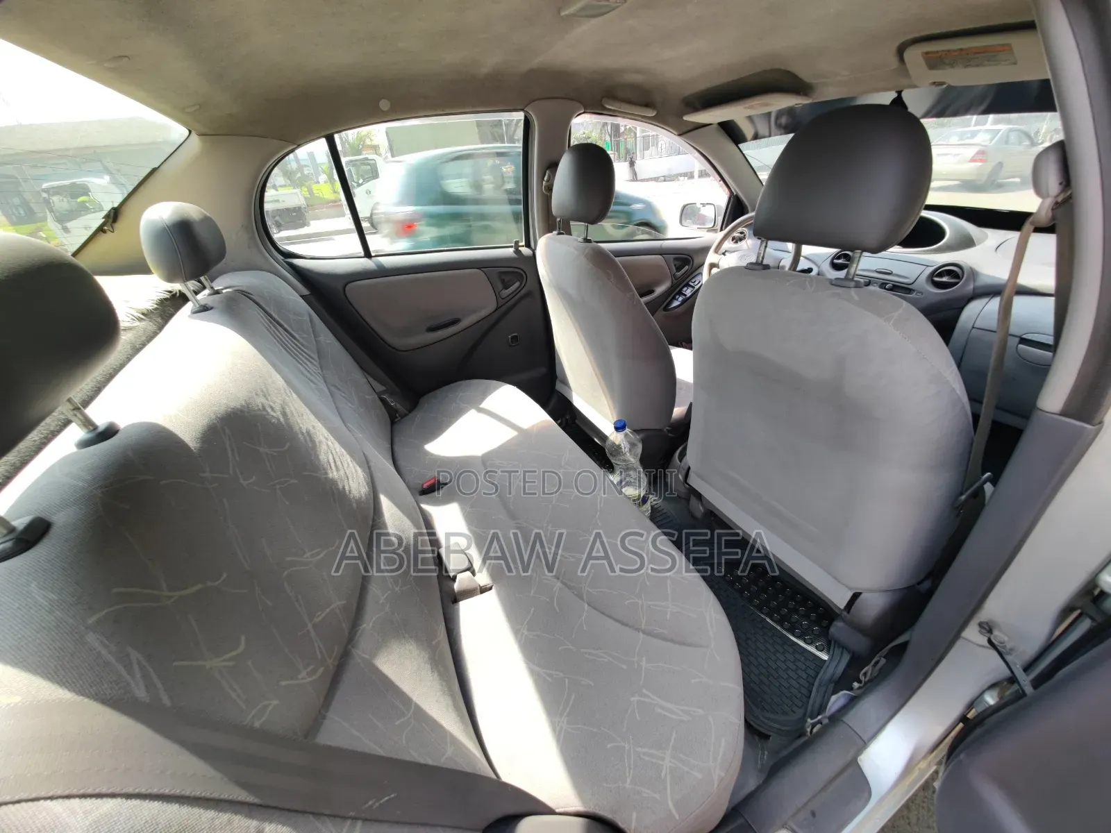 Toyota Platz 2001 Silver