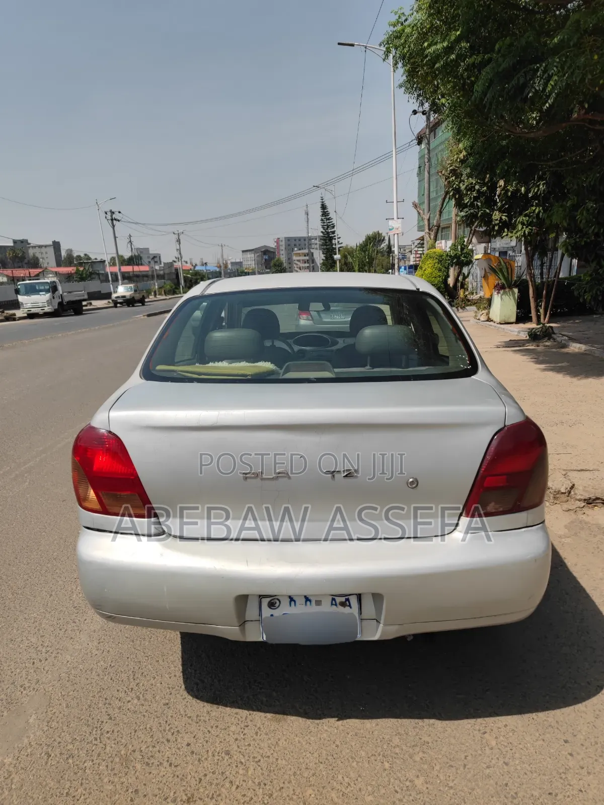 Toyota Platz 2001 Silver