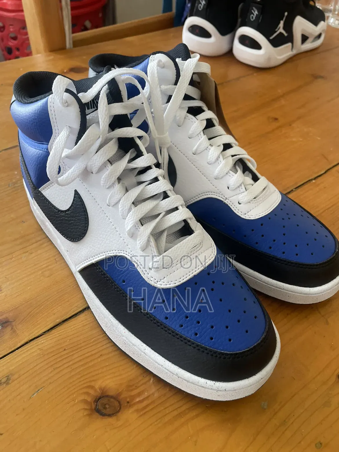 Nike Court Vision Mid