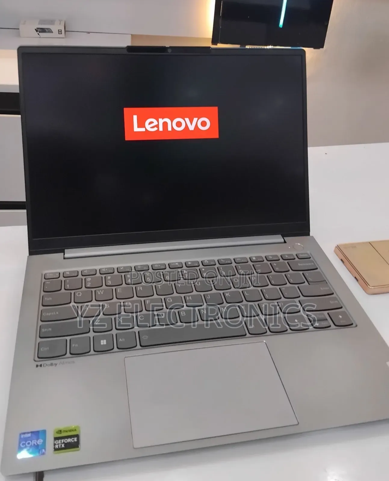 New Laptop Lenovo ThinkBook 13 16GB Intel Core i7 SSD 512GB