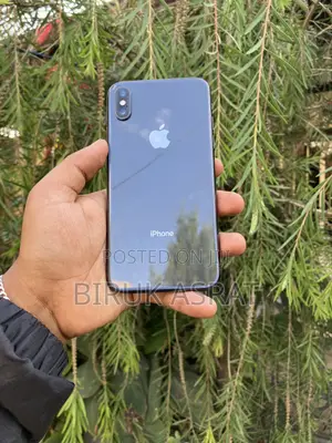 Apple iPhone X 64 GB Black