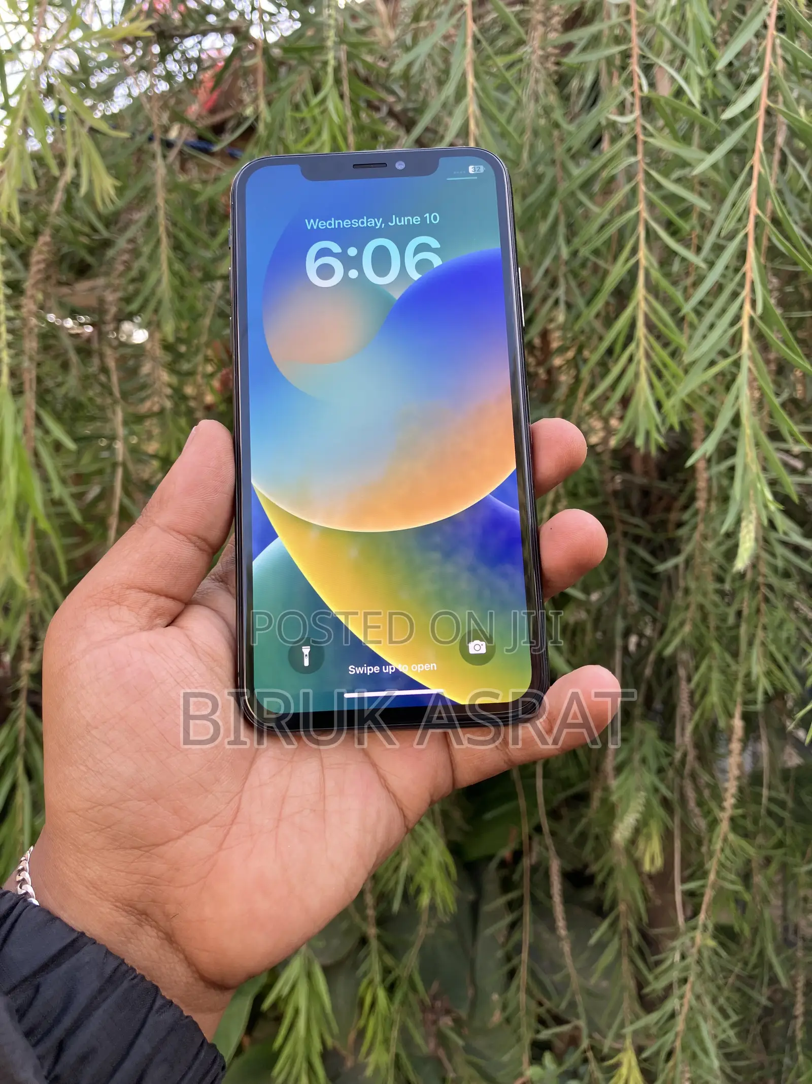 Apple iPhone X 64 GB Black
