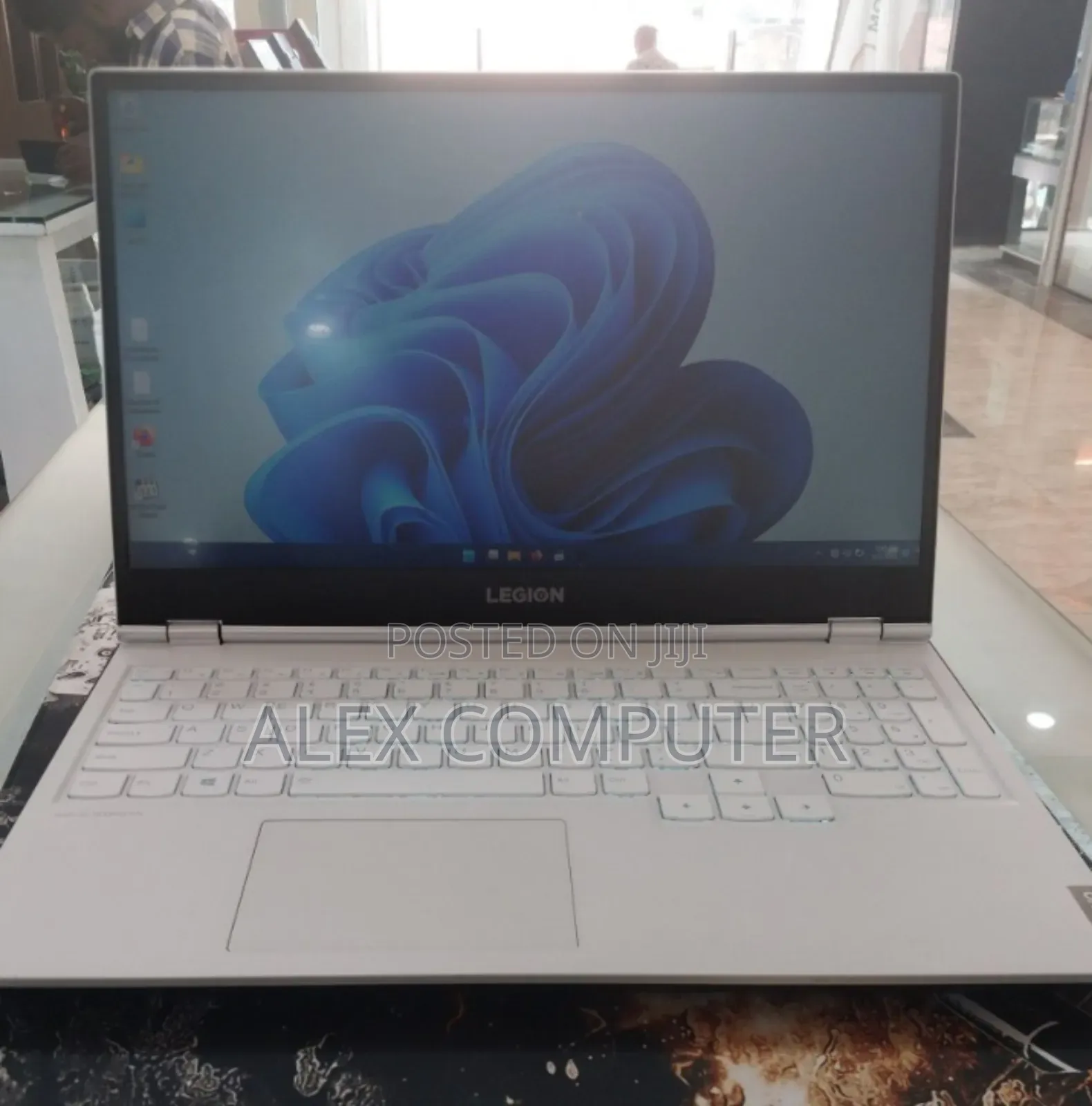 New Laptop Lenovo 16GB Intel Core i7 SSD 512GB