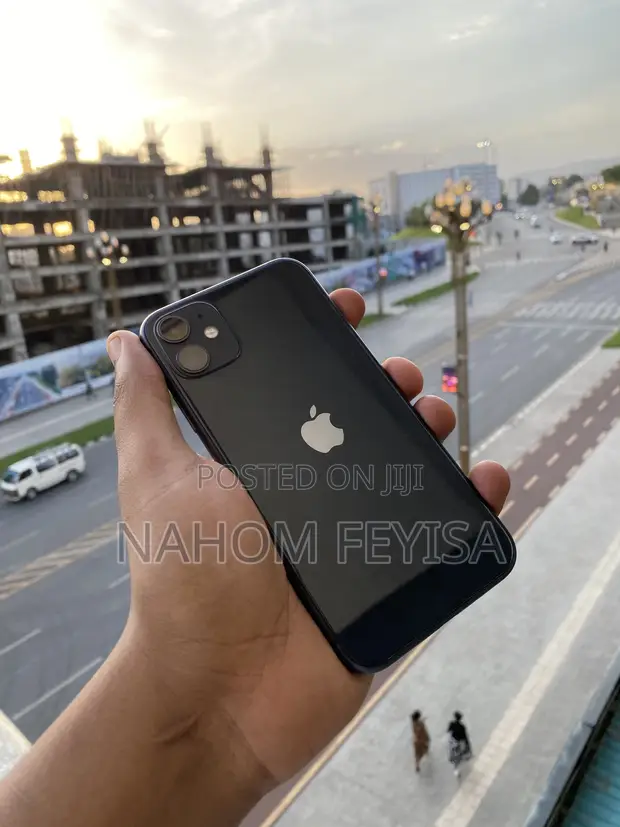 Apple iPhone 11 64 GB Black