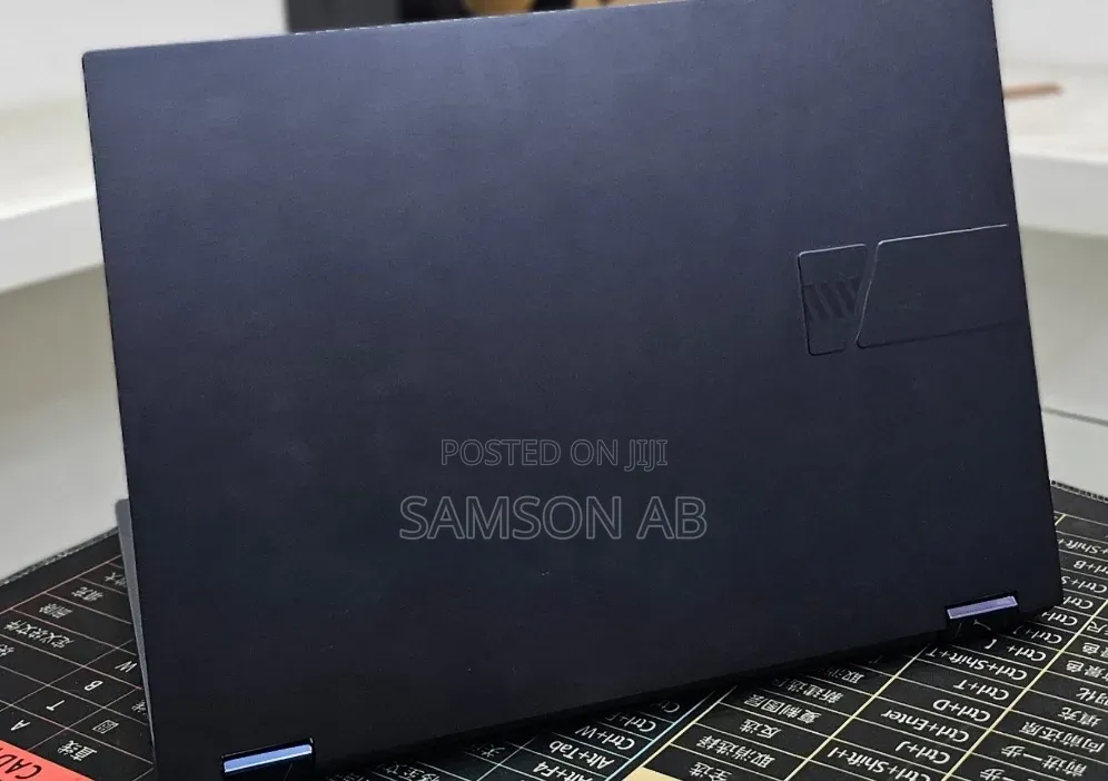 New Laptop Asus Vivobook 16 16GB AMD Ryzen 7 SSD 512GB