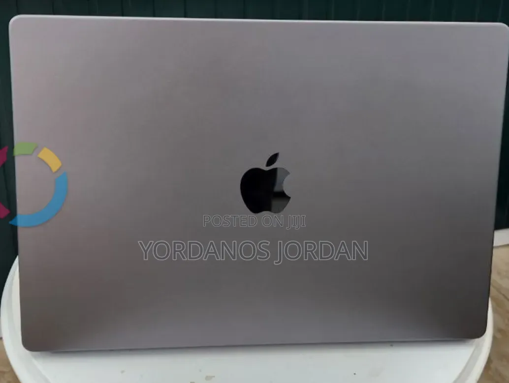 New Laptop Apple MacBook Pro 2021 M1 16GB Apple M1 Pro SSD 1T