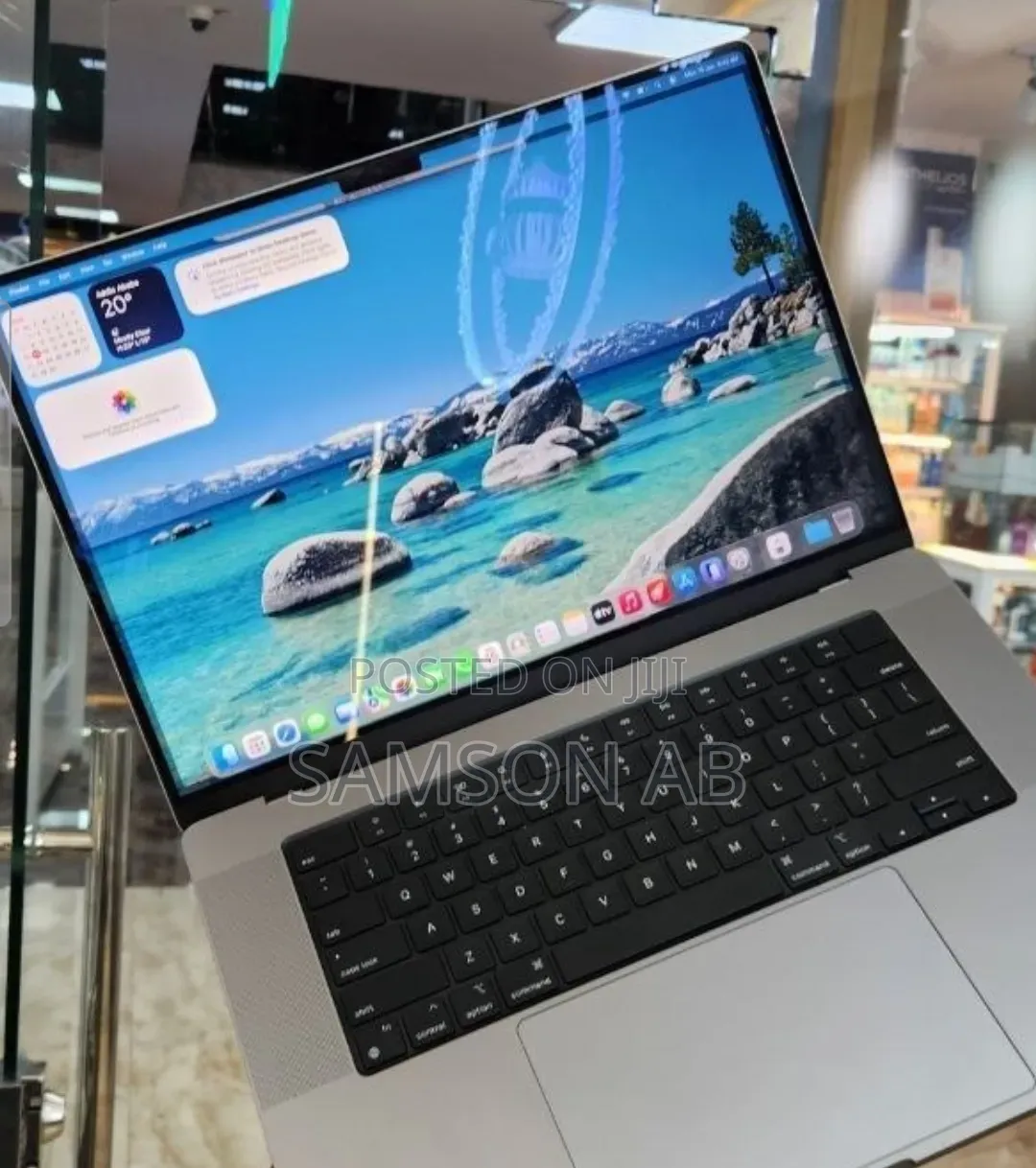New Laptop Apple MacBook Pro 2020 M1 16GB Apple M1 Pro SSD 1T