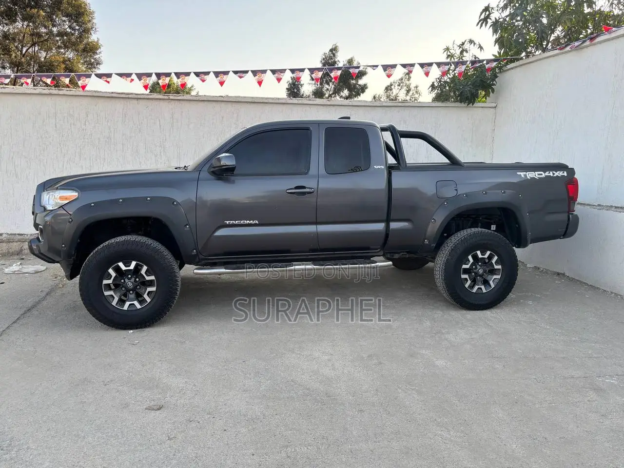 Toyota Tacoma SR5 2021 Gray
