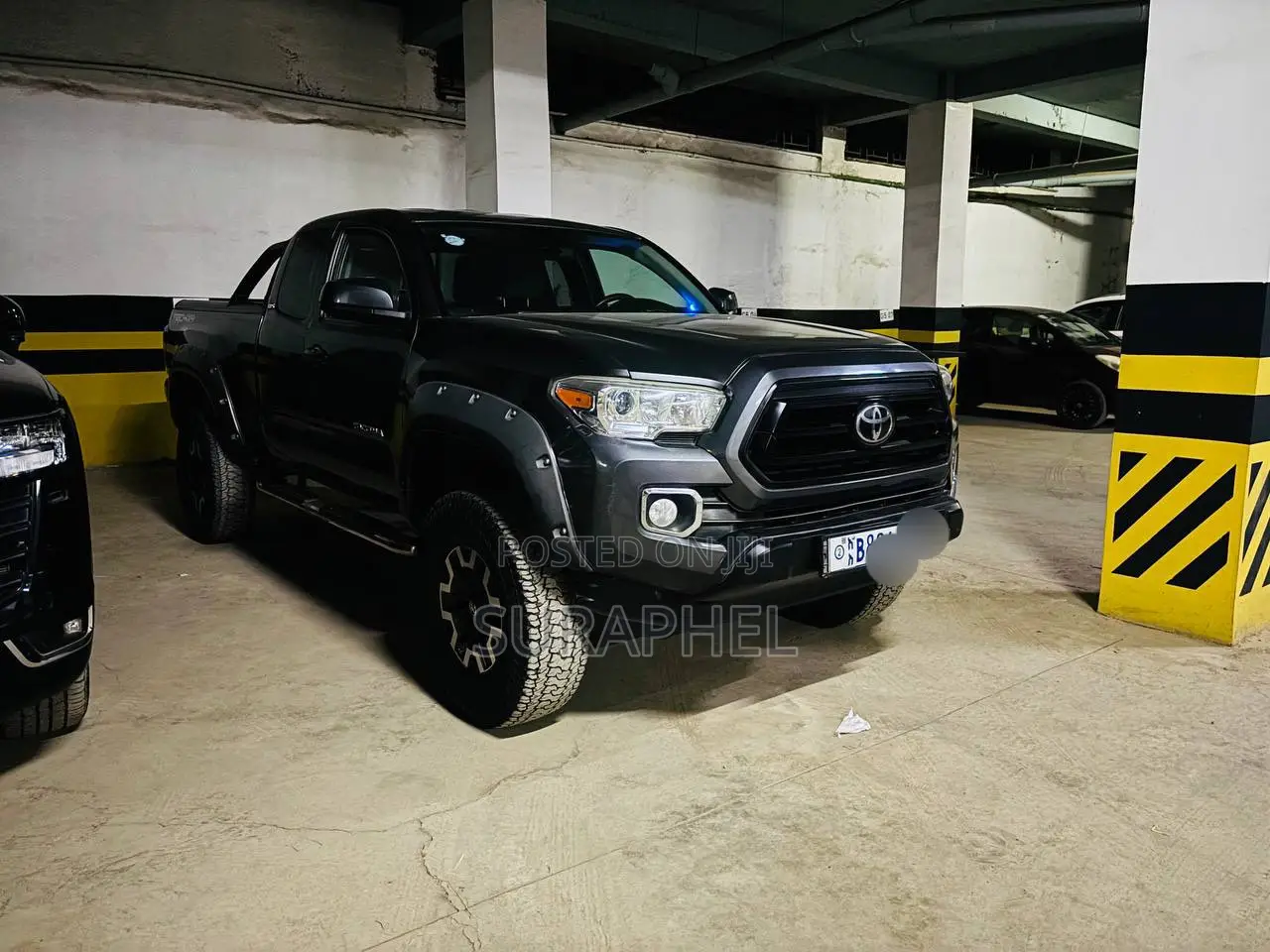 Toyota Tacoma SR5 2021 Gray