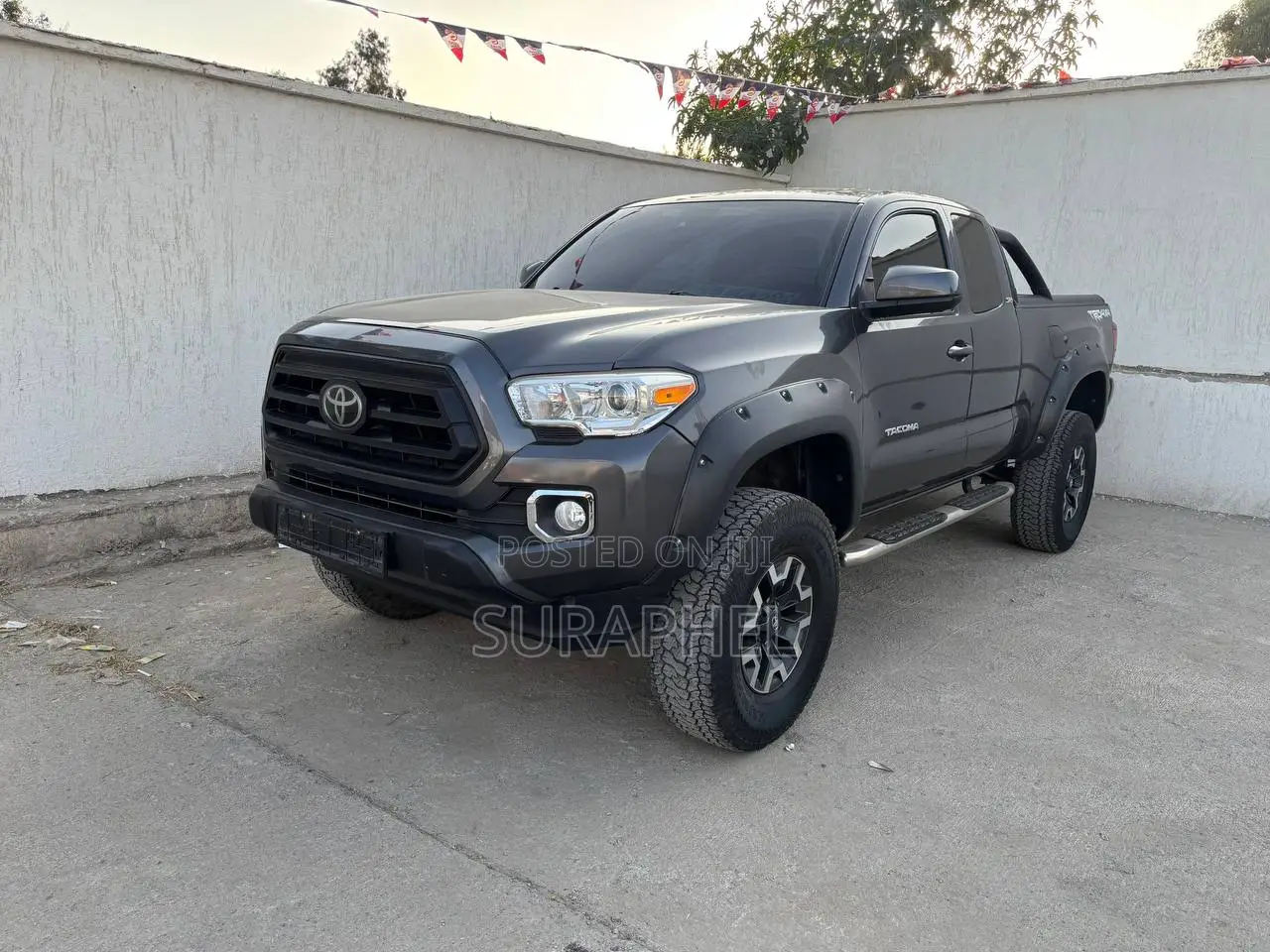 Toyota Tacoma SR5 2021 Gray