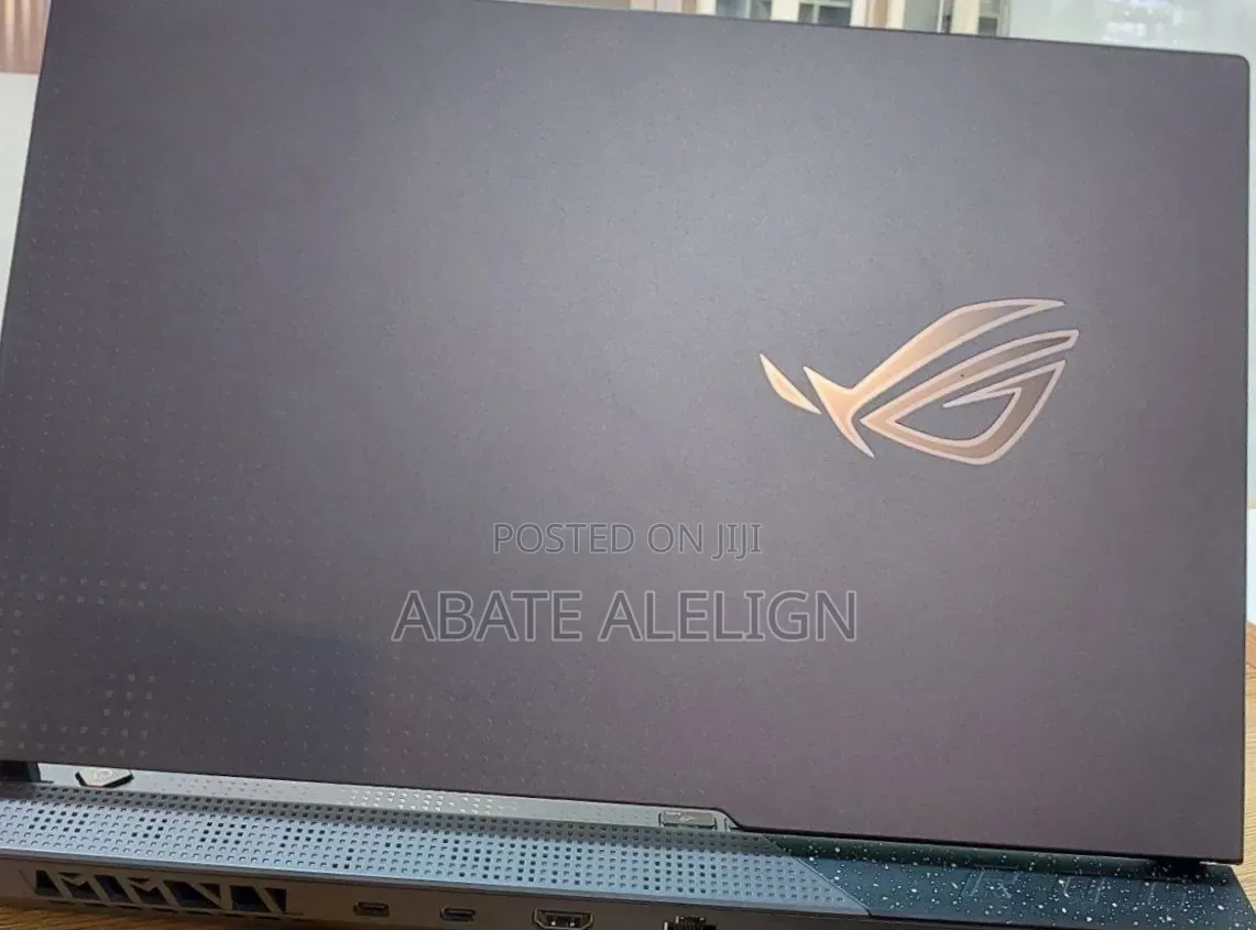 New Laptop Asus ROG Strix G15 16GB AMD Ryzen 9 SSD 512GB