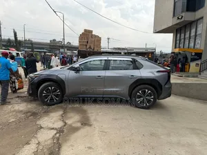 Toyota bZ4X 2023 Silver