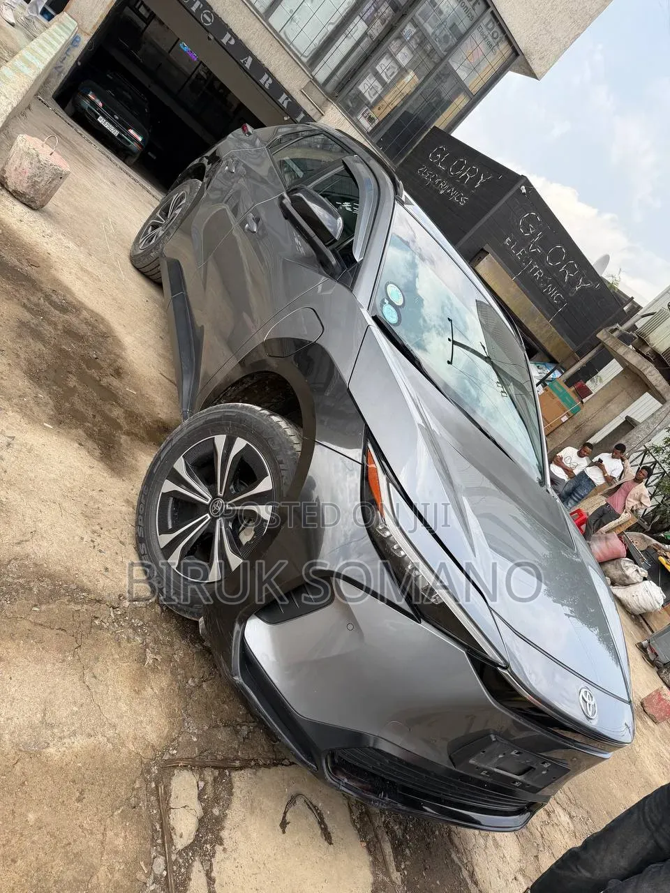 Toyota bZ4X 2023 Silver