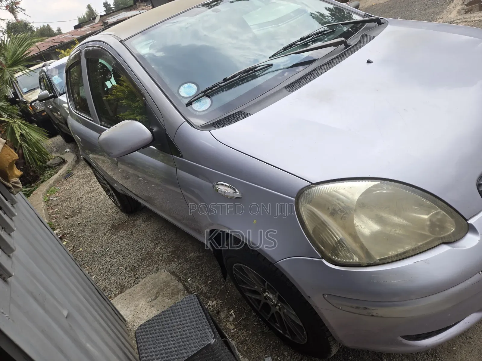Toyota Vitz 2004 Purple