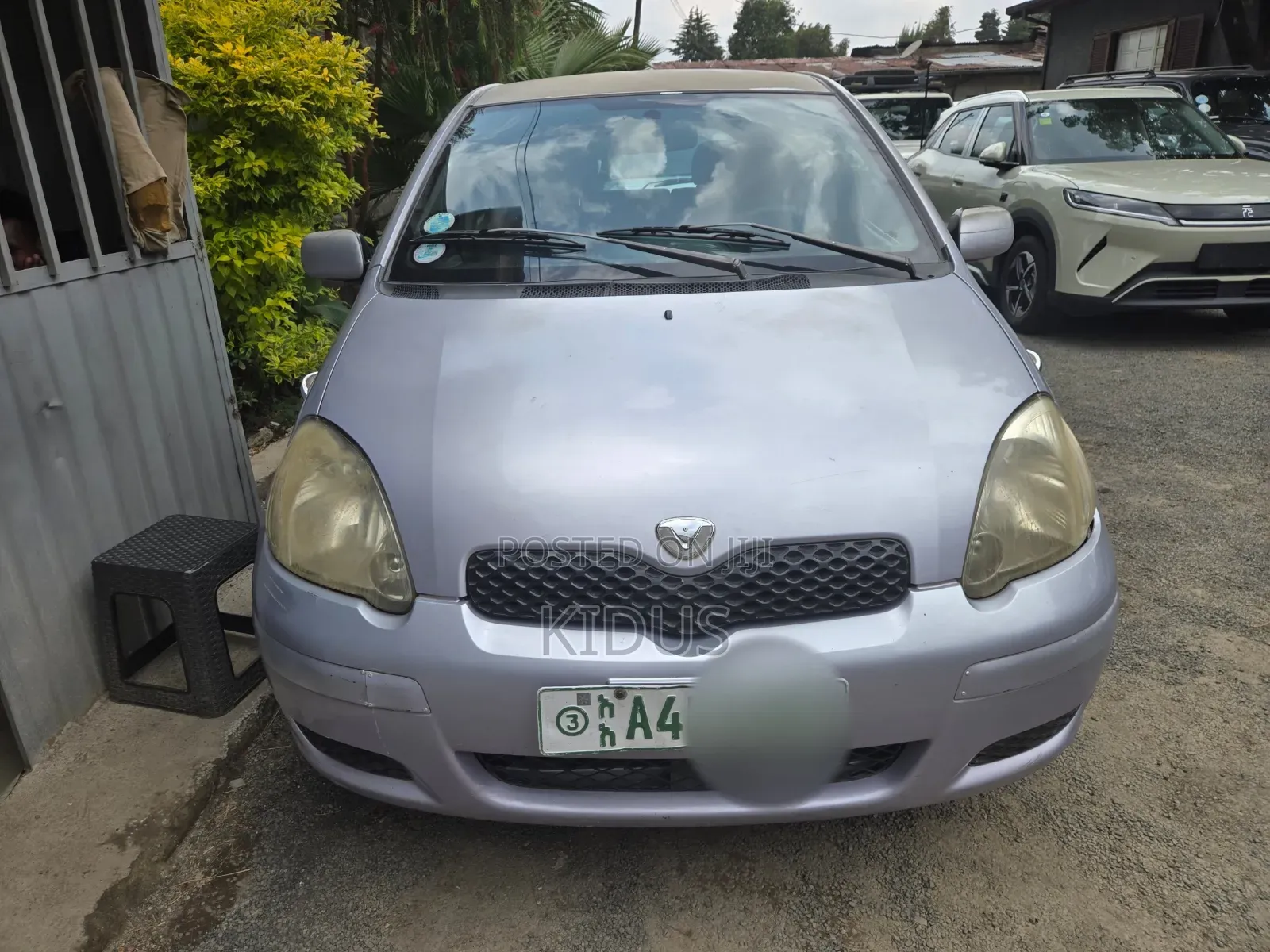 Toyota Vitz 2004 Purple